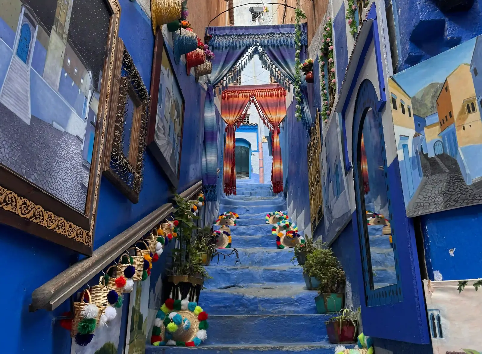 Chefchaouen slow-travel guide — the blue city in the Rif mountains