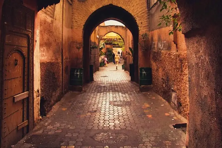 Marrakech medina half-day guided walking tour Marrakech medina half-day guided walking tour through souks and palaces